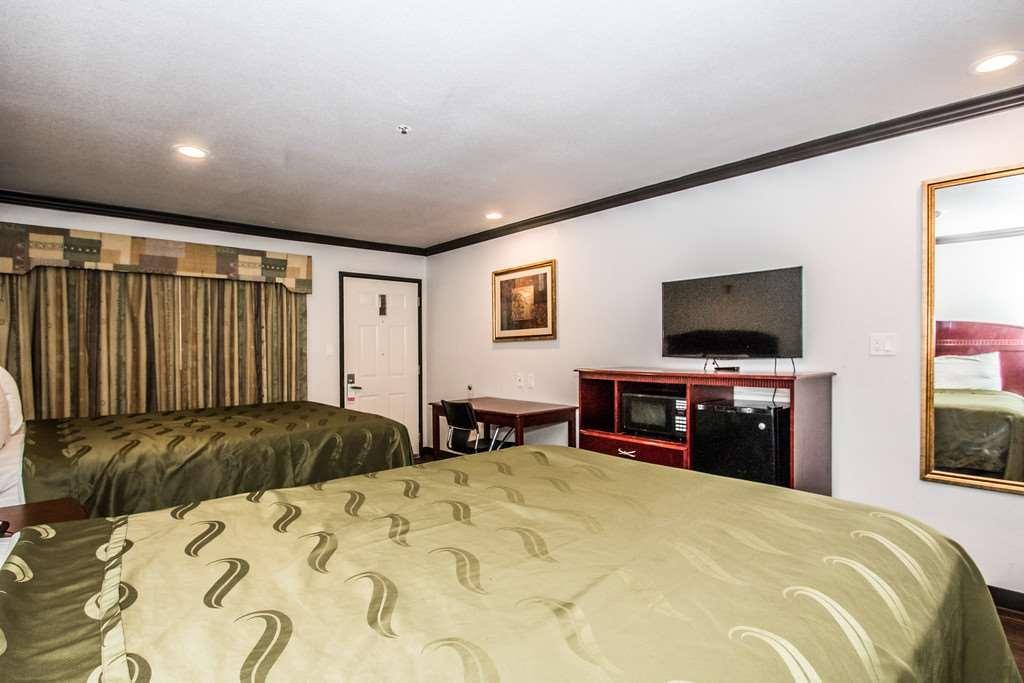 Americas Best Value Inn Fort Worth Camera foto
