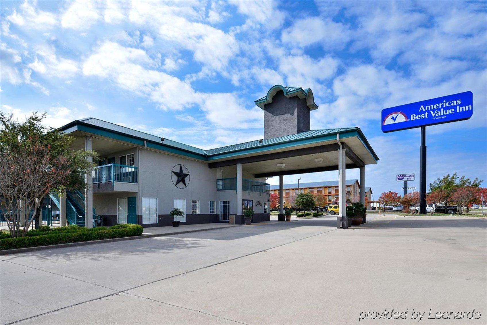 Americas Best Value Inn Fort Worth Esterno foto