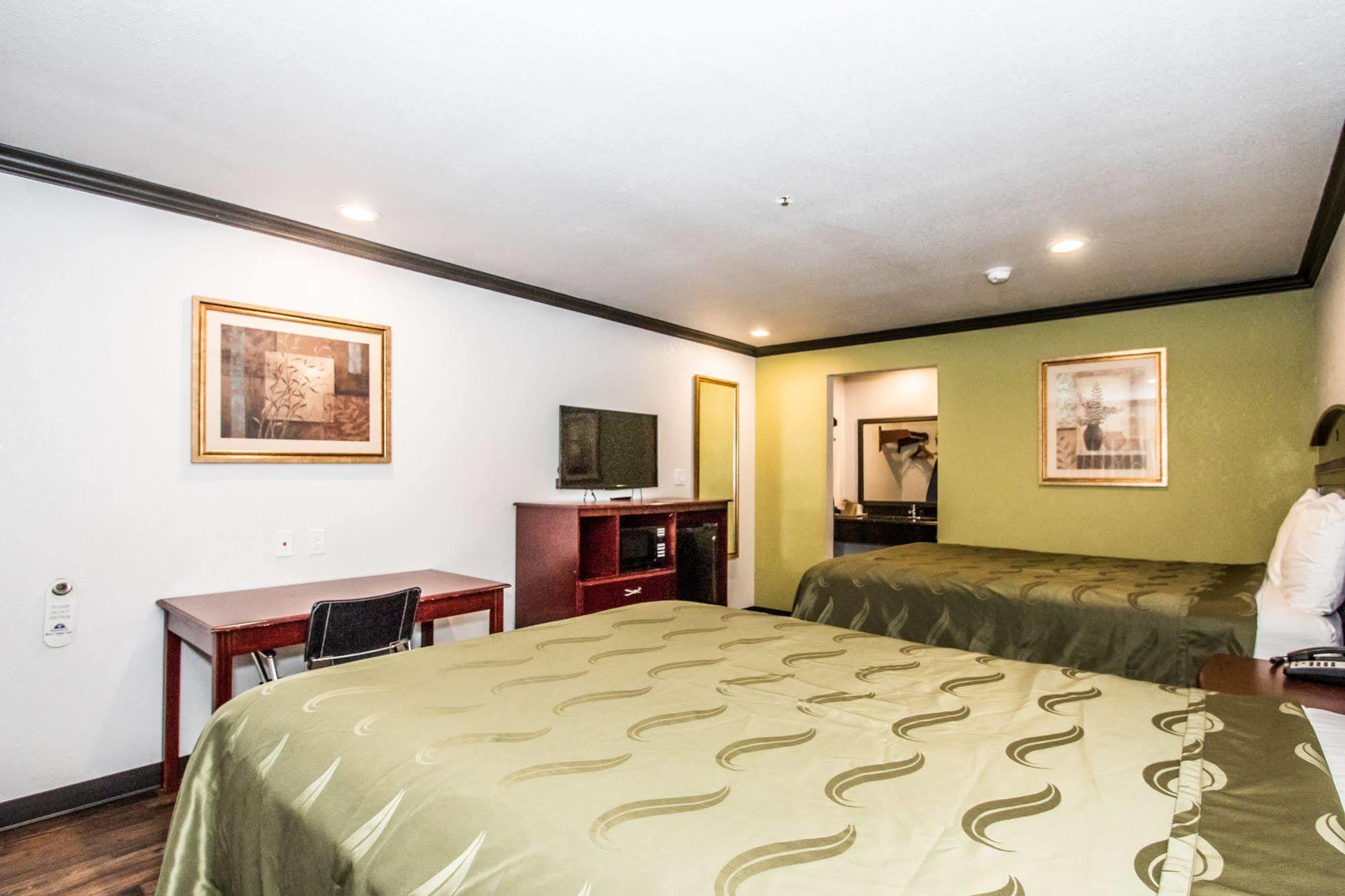 Americas Best Value Inn Fort Worth Esterno foto