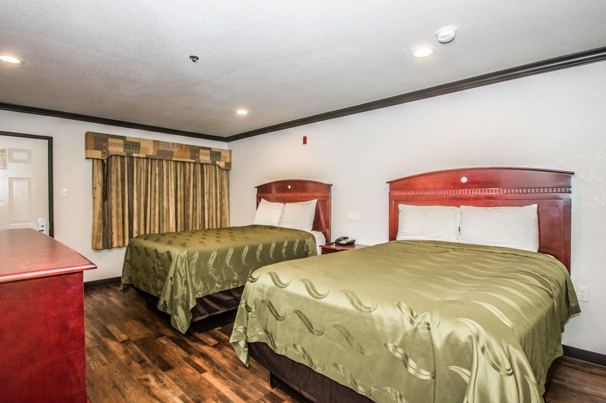 Americas Best Value Inn Fort Worth Esterno foto